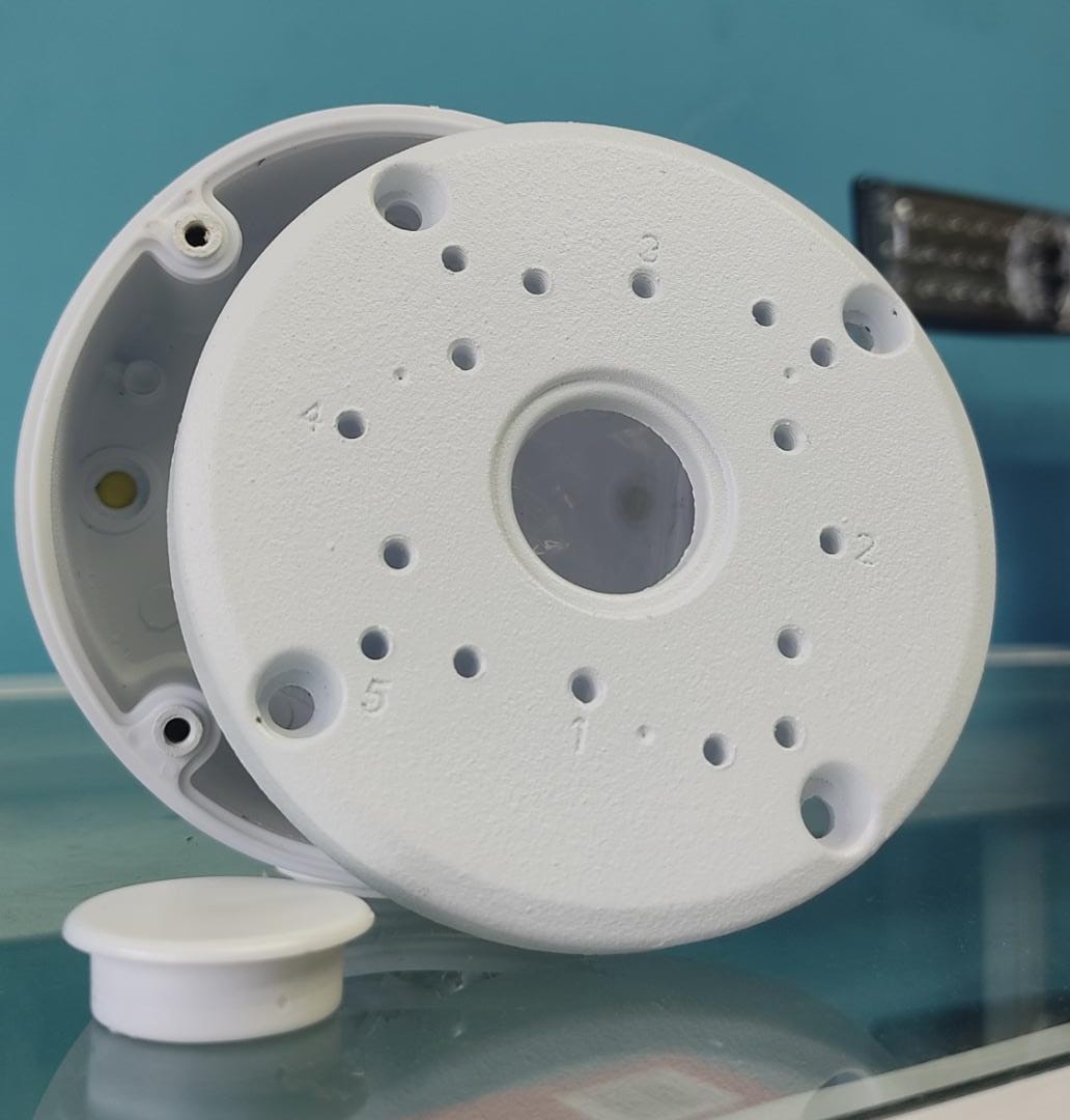 CAJETIN ALUMINIO REDONDO P/CAMARA SEG